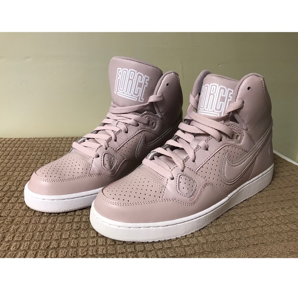❌SOLD❌Womens Son of Force Mid Shoes